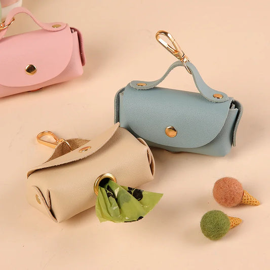 Distributeur de sacs à crottes pour chien en cuir PU – léger, étanche, avec mousqueton, plusieurs coloris
